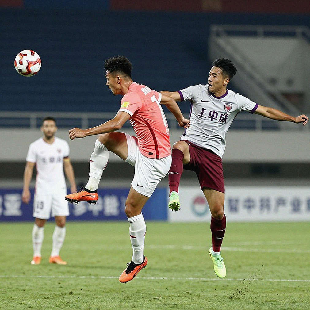 V.League Has Talent but Starves for Data: Why Vietnamese Football Still Runs on Gut Feeling V.League Has Talent but Starves for Data: Why Vietnamese Football Still Runs on Gut Feeling