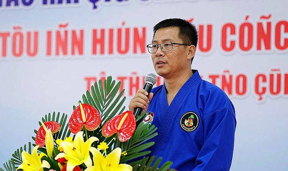 Huy chương đồng đấu kiếm Singapore: cột mốc lịch sử hay chiến thắng rác cần soi gương?