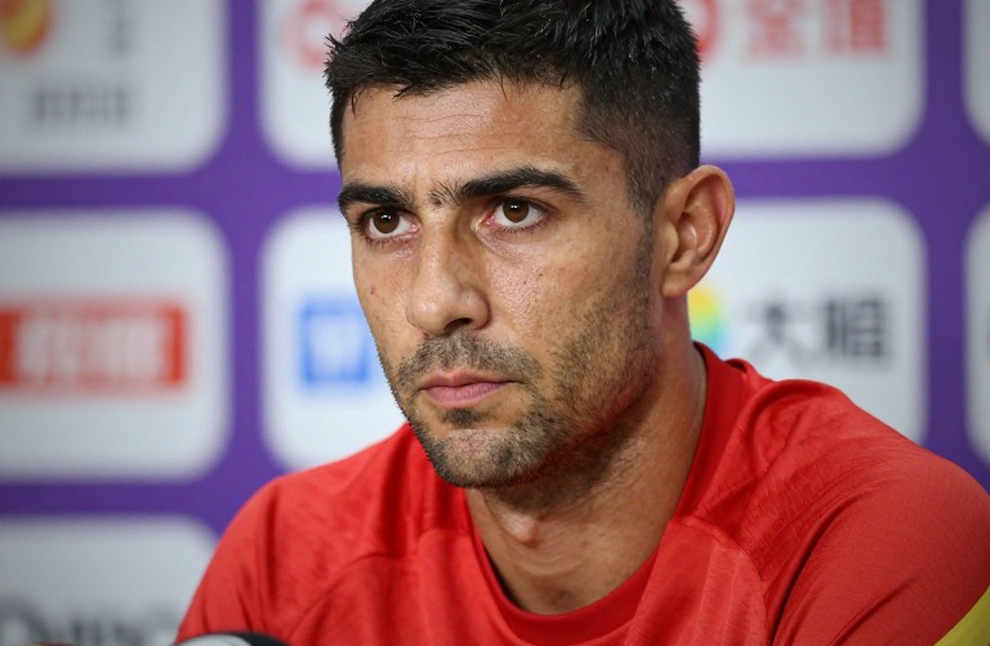 Hugo Cuypers phá dớp ghi bàn: Golazo giải tỏa hay chỉ là tia sáng nhỏ?