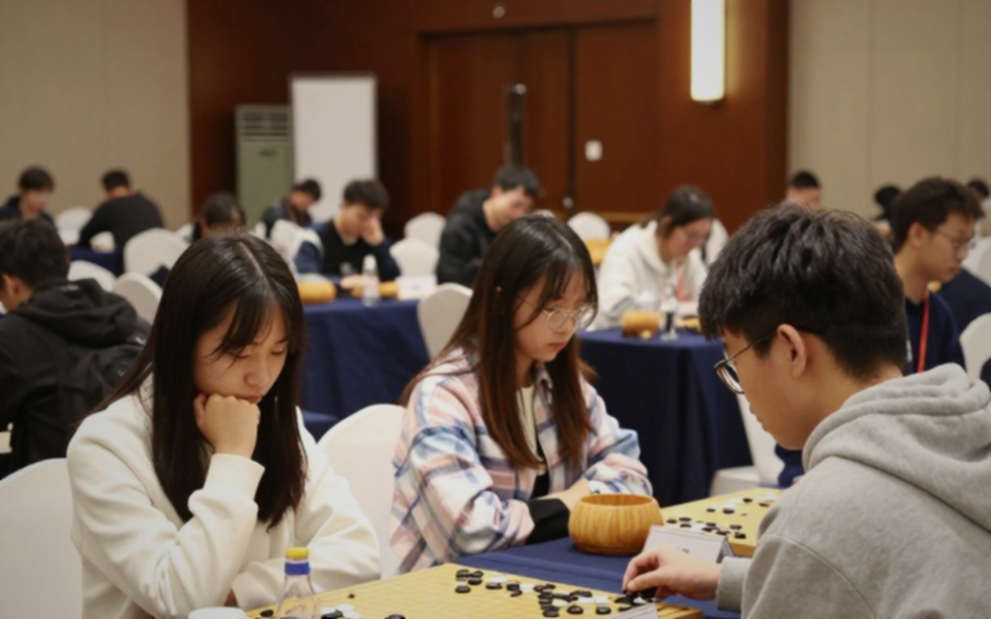 Rosenstein, Carlsen and the September 26 Ballot: What Exactly Is FIDE Betting On? Rosenstein, Carlsen and the September 26 Ballot: What Exactly Is FIDE Betting On?