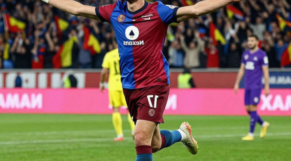 Champions Thượng Hải 0-8: Bốn đội chủ nhà, tám tấm bản đồ trắng, và một khoảng cách chưa kịp gọi tên Champions Thượng Hải 0-8: Bốn đội chủ nhà, tám tấm bản đồ trắng, và một khoảng cách chưa kịp gọi tên