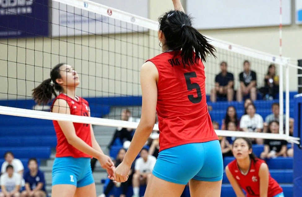 Từ Kerri Walsh đến Kyndal Stowers: Ba mươi năm giải thưởng MOP bóng chuyền nữ NCAA và đường ống dẫn ra bãi biển