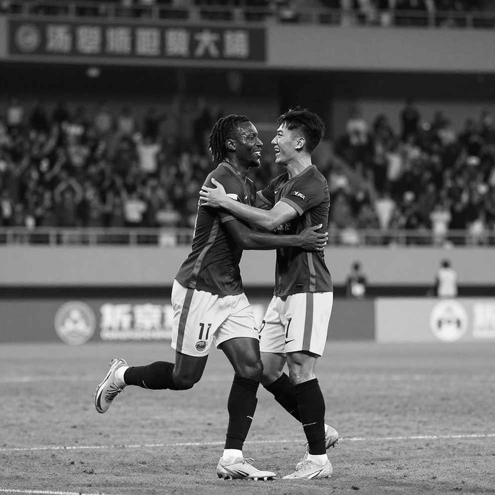 Dinh Bac Injury: Stoppage-Time Twist Exposes Asset Puzzle and Pressure Valve for Vietnam Football