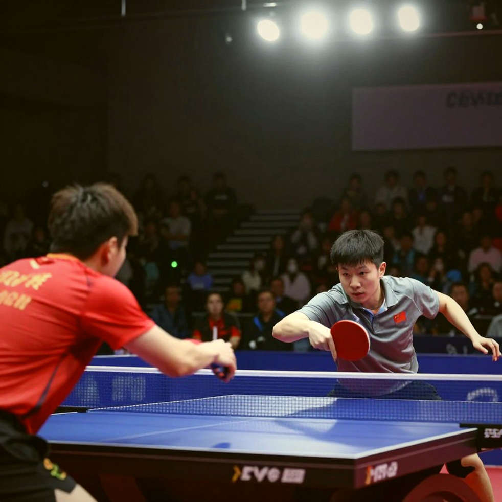 Hàng ba trung vệ trở lại V-League: đọc bằng PPDA, không đọc bằng mắt