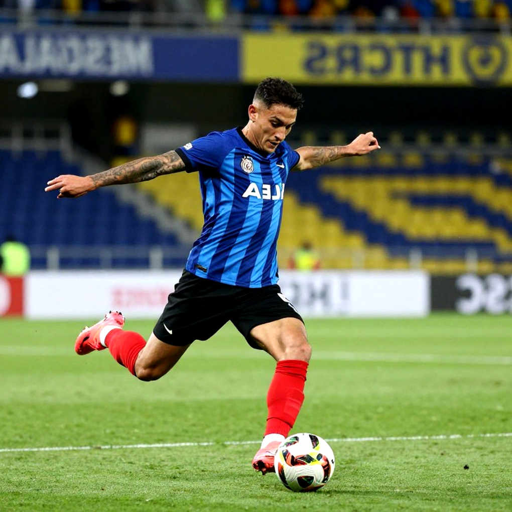Mykhavko và canh bạc trung vệ 21 tuổi: Trabzonspor đang chữa triệu chứng hay đào tận gốc căn bệnh hàng thủ? Mykhavko và canh bạc trung vệ 21 tuổi: Trabzonspor đang chữa triệu chứng hay đào tận gốc căn bệnh hàng thủ?