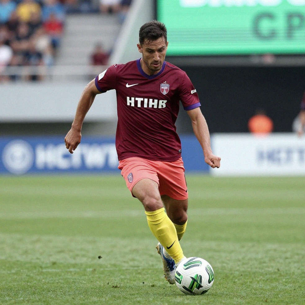Hubner, Xuan Son and the Naturalisation Race: Which Identity Is Shaping Southeast Asian Football Hubner, Xuan Son and the Naturalisation Race: Which Identity Is Shaping Southeast Asian Football