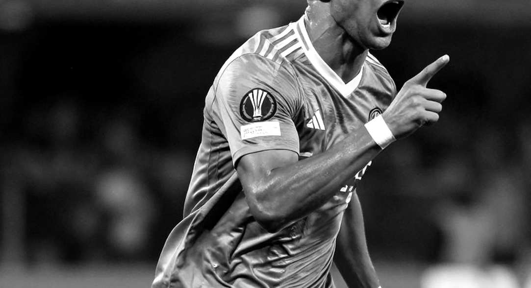 Hollow Football Reports: When Headlines Are Dense but Data Is Empty