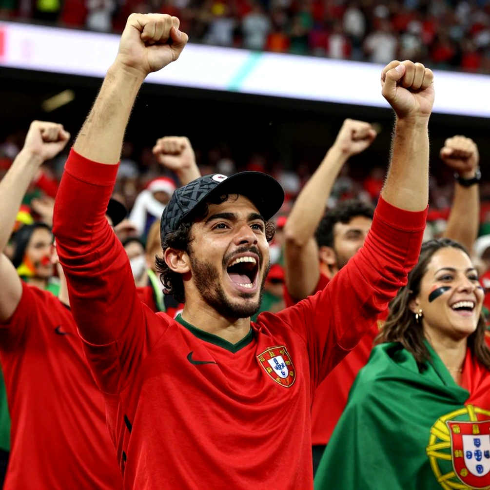 Bóng đá Việt Nam 2026: Mùa cuối của những khán đài nghiệp dư
