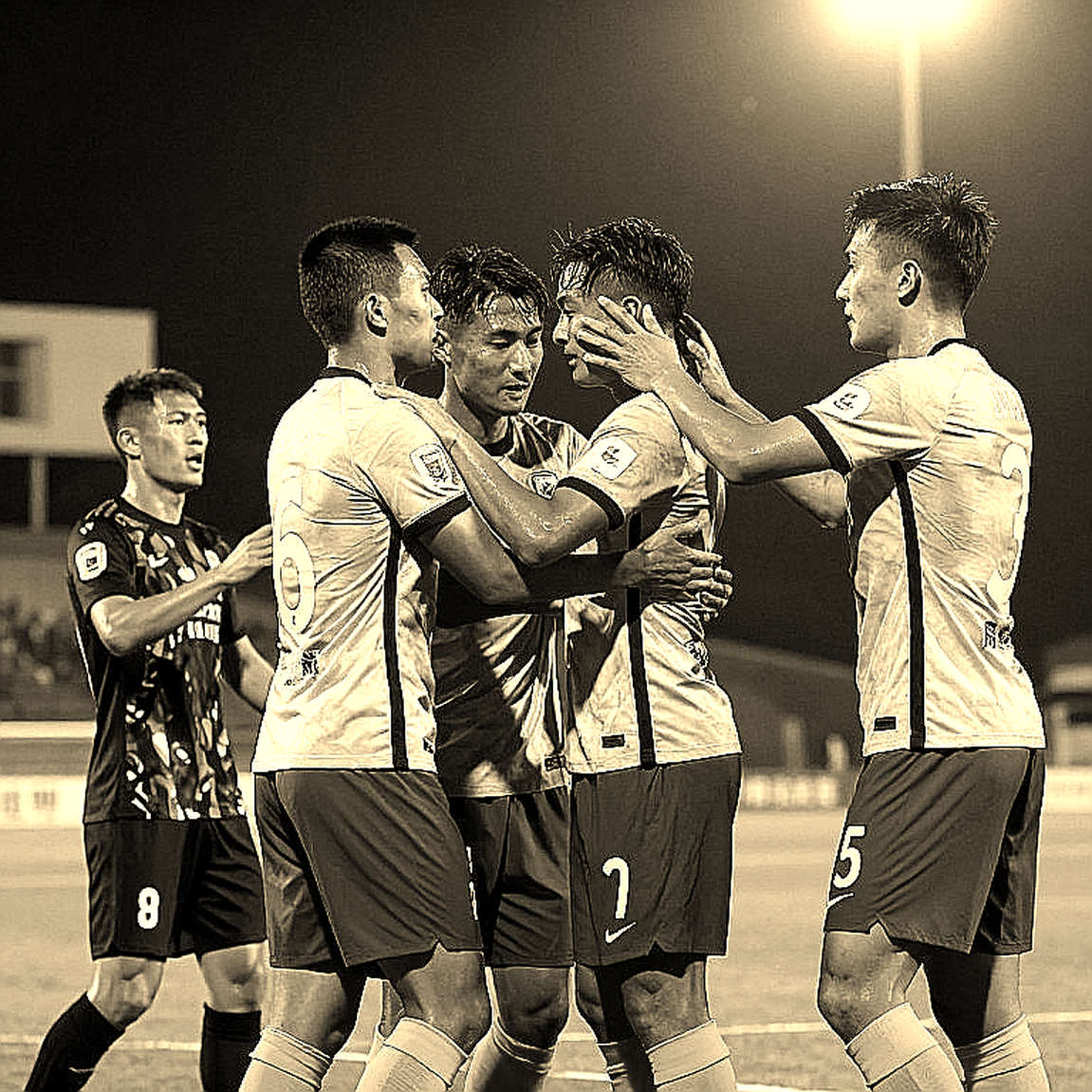 Quang Hai Out, Who Partners Hoang Duc at the FIFA ASEAN Cup? Quang Hai Out, Who Partners Hoang Duc at the FIFA ASEAN Cup?